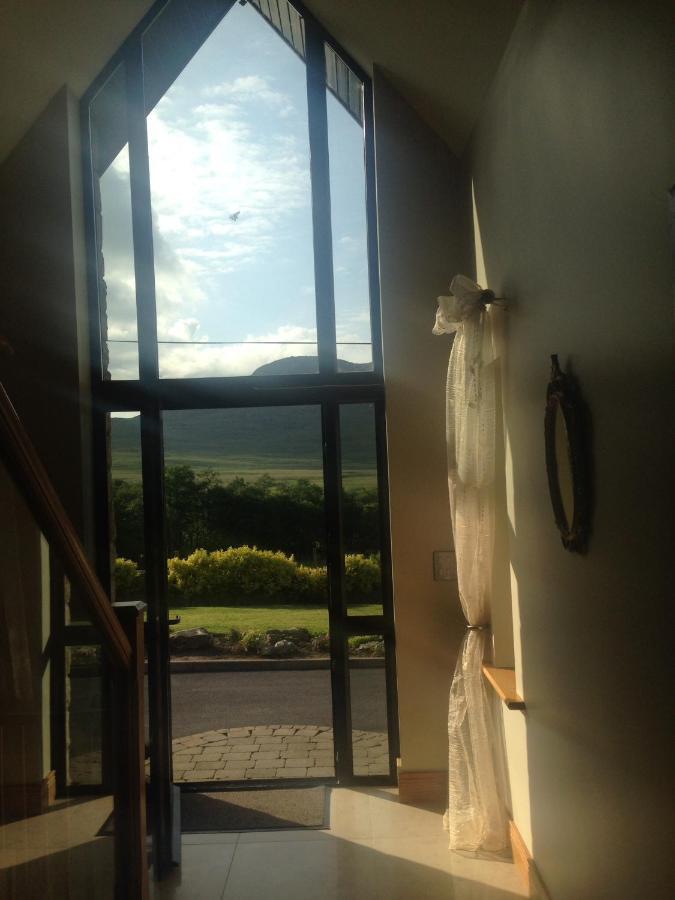 Railway View - Connemara Recess Exterior foto